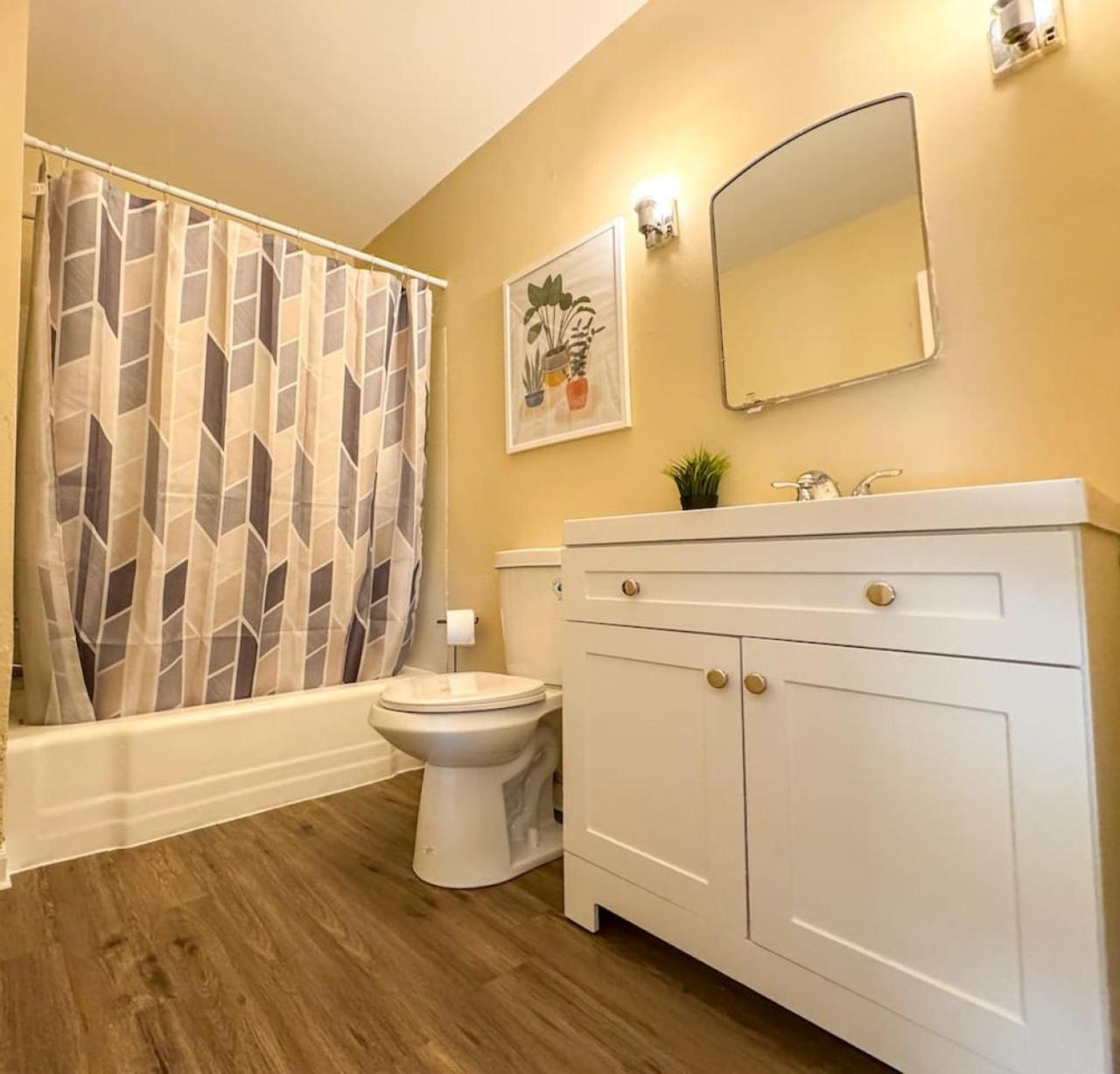 2 Full 4 Bedrooms With 14 Beds And Parking Pittsburgh